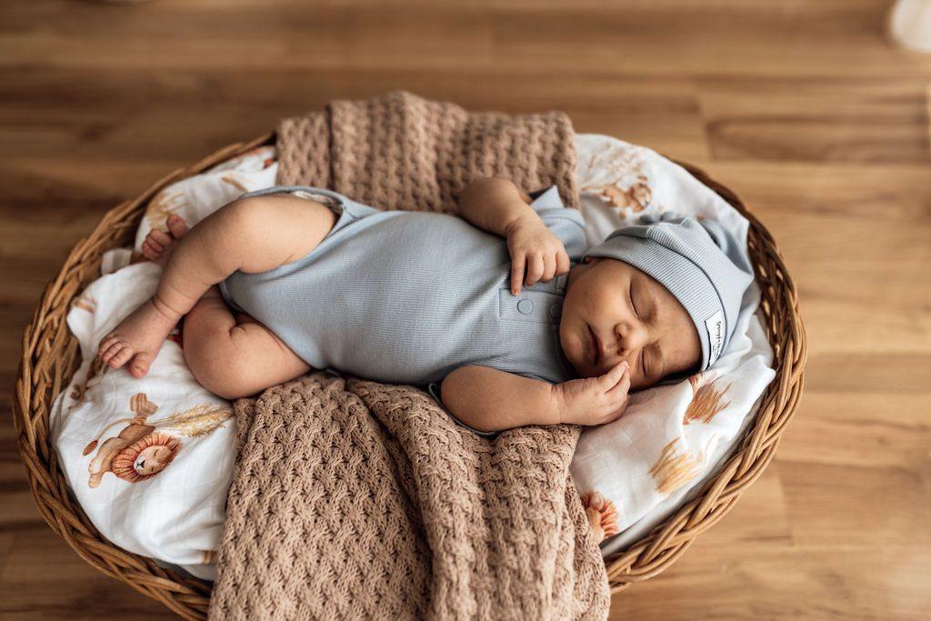 Snuggle Hunny Kids Zen Short Sleeve Bodysuit - Hillside Hampers