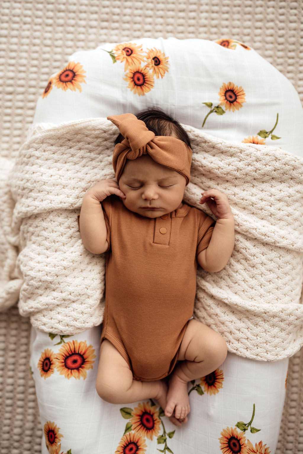 Snuggle Hunny Kids Chestnut Short Sleeve Bodysuit